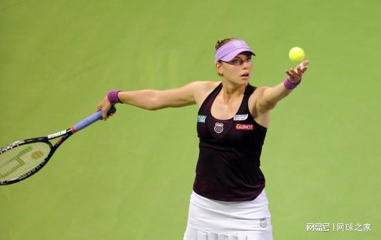 要么是她职 要么是她职